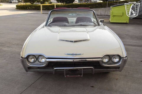 1963 Ford Thunderbird
