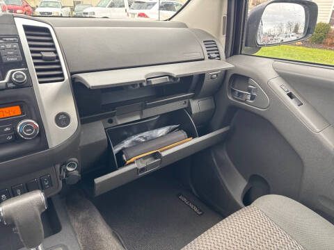 2016 Nissan Frontier SV V6