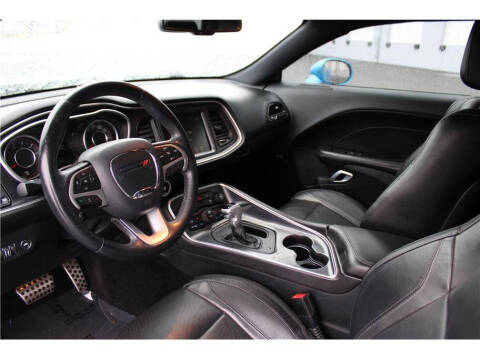 2015 Dodge Challenger SXT Plus