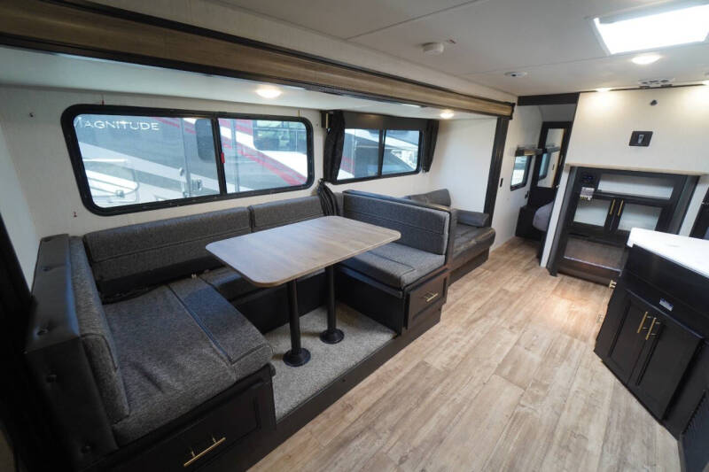 2022  Forest River  Grey Wolf Limited 26DBH