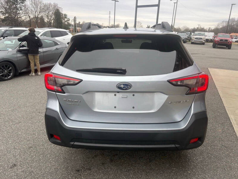 2023 Subaru Outback Premium