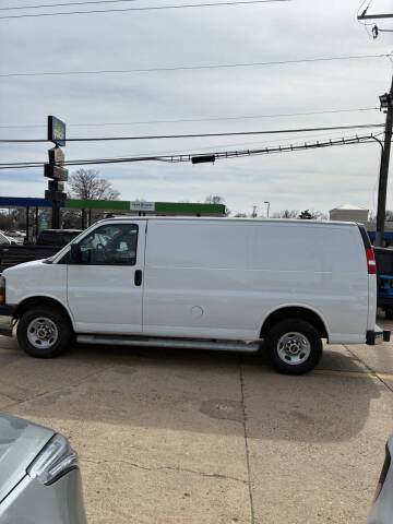 2024 GMC Savana 2500