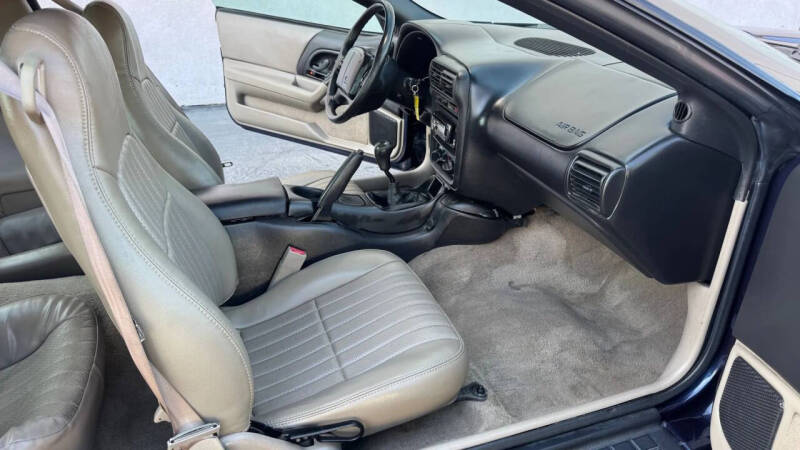 2000 Chevrolet Camaro