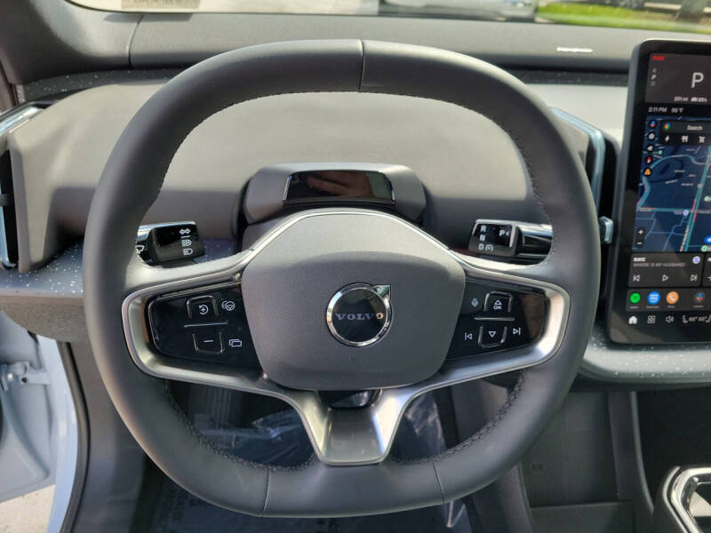 2025 Volvo EX30 Twin Ultra