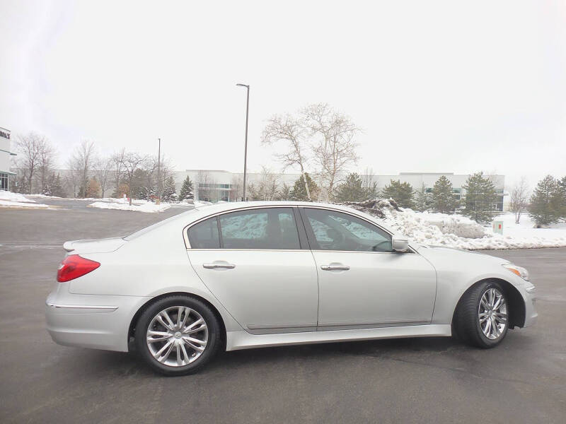2012 Hyundai Genesis 4.6L V8