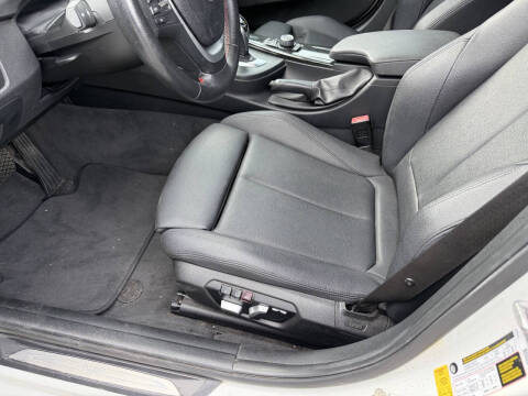 2018 BMW 3 Series 330i