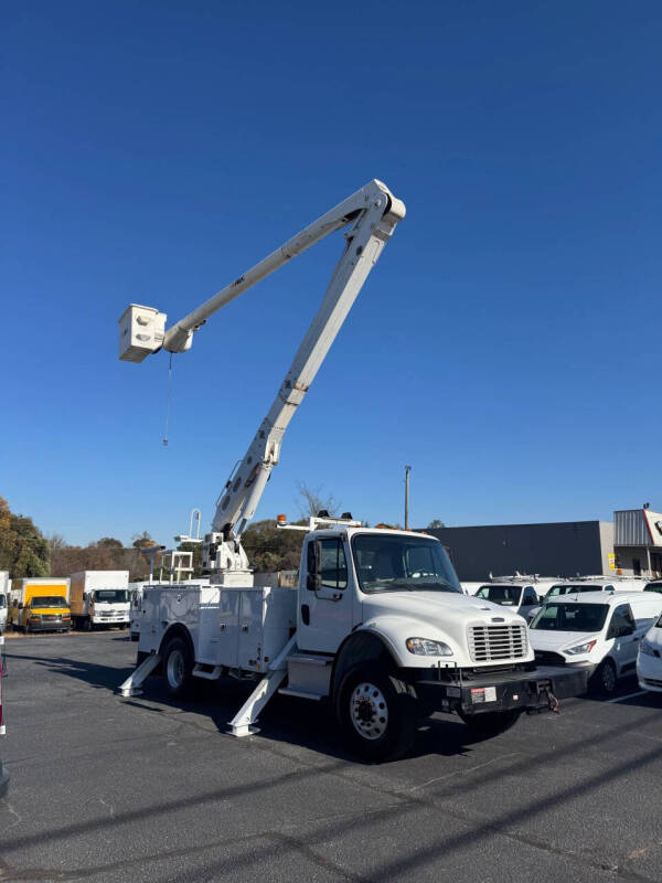 2015 Freightliner M2 106
