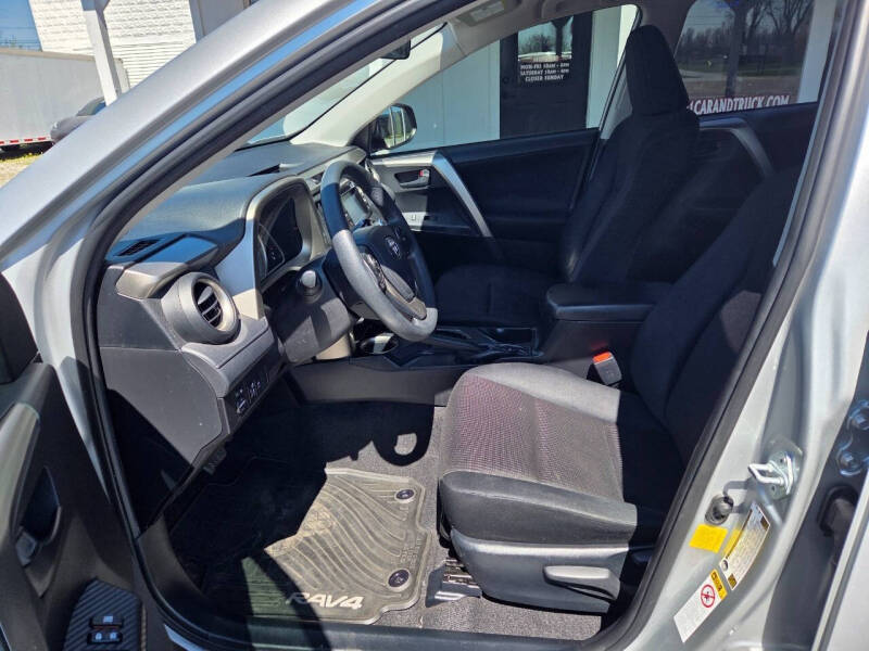 2015 Toyota RAV4 LE
