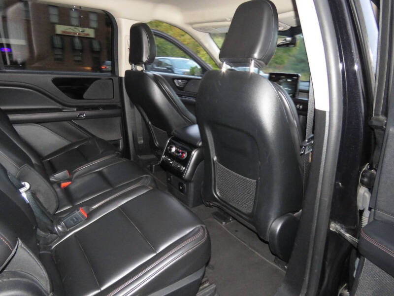 2022 Lincoln Aviator Livery