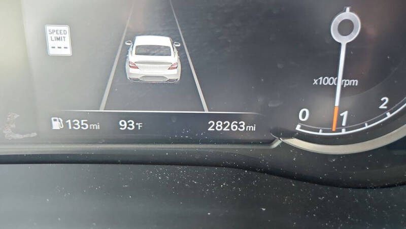 2025 Genesis G70