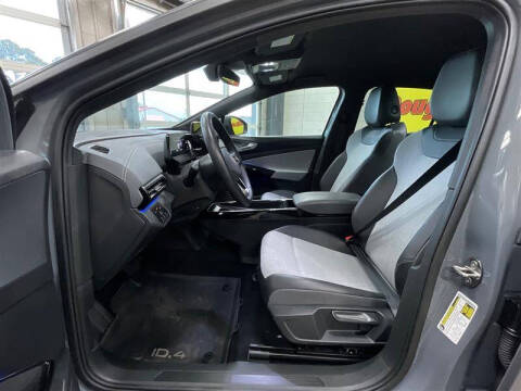 2023 Volkswagen ID.4 Pro