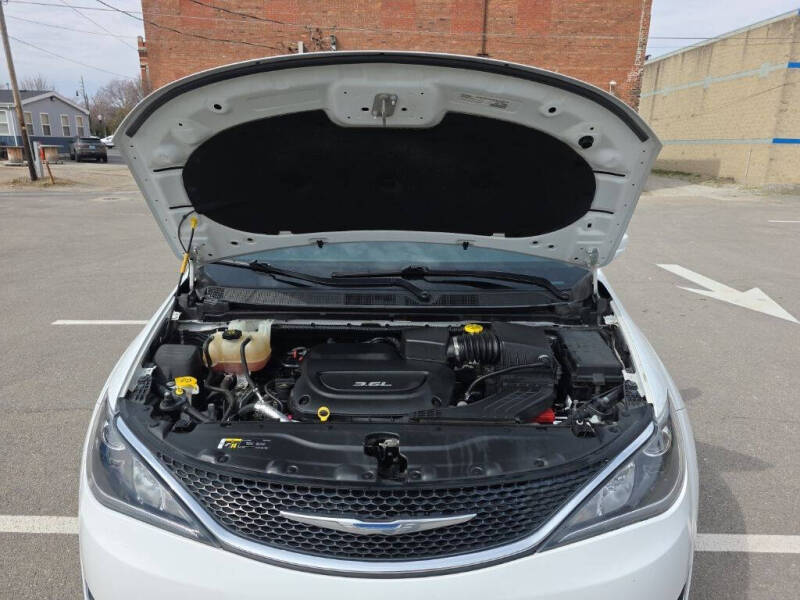 2018 Chrysler Pacifica Touring Plus