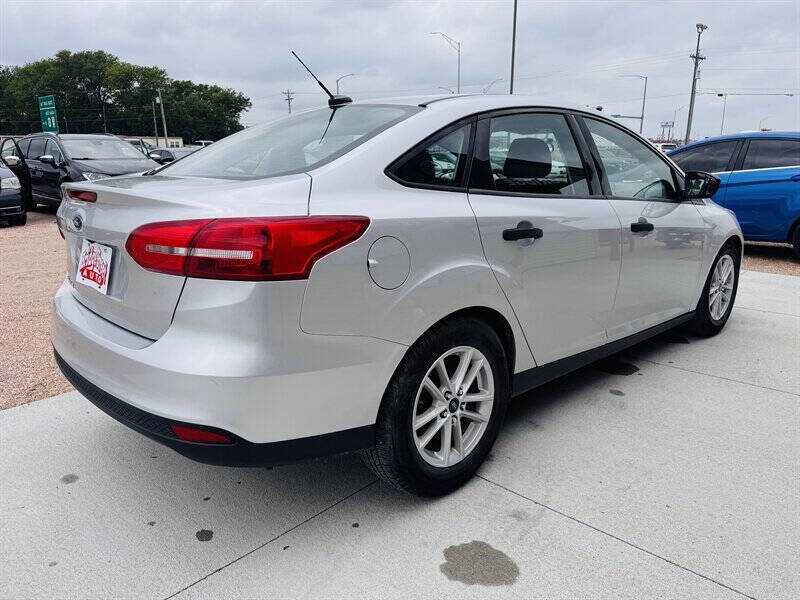 2018 Ford Focus S