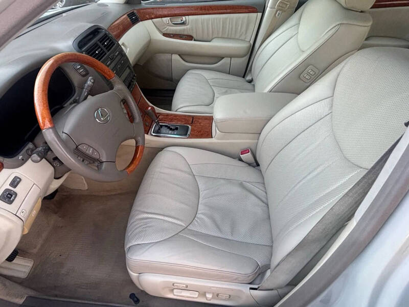 2003 Lexus LS 430