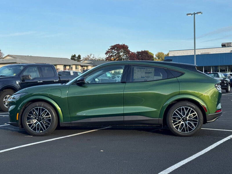 2025 Ford Mustang Mach-E Premium