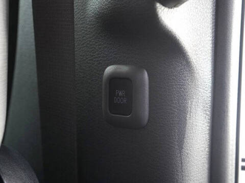 2024 Toyota Sienna LE 8-Passenger