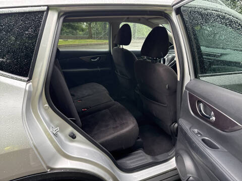 2015 Nissan Rogue S