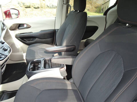 2018 Chrysler Pacifica Touring Plus