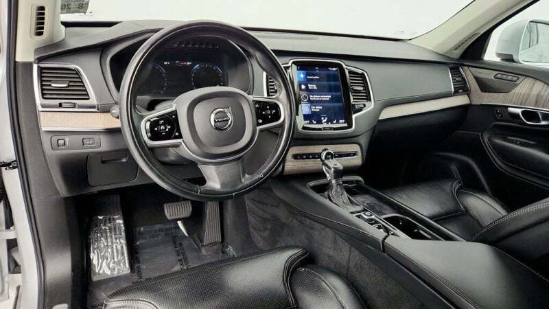 2021 Volvo XC90 T6 Inscription 7-Passenger