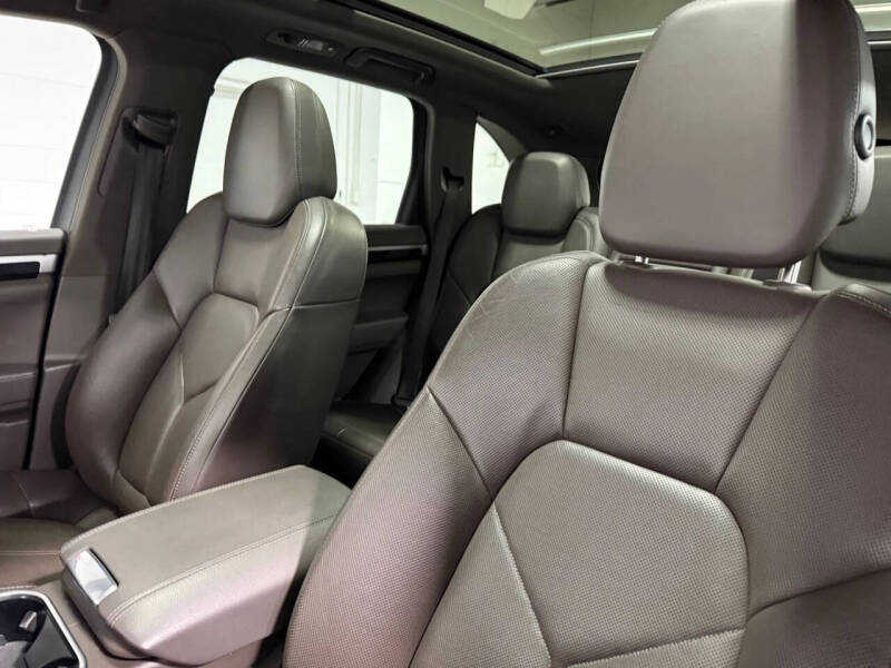 2016 Porsche Cayenne