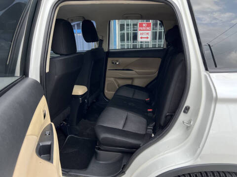 2016 Mitsubishi Outlander SEL