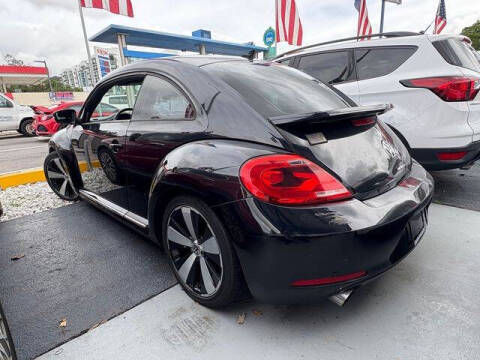 2013 Volkswagen Beetle Turbo PZEV Fender Edition