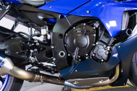 2022 Yamaha YZF-R1