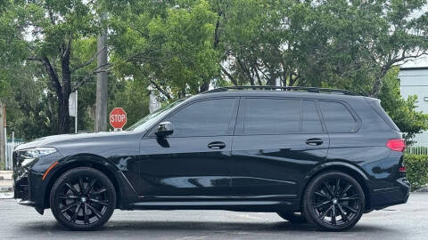 2021 BMW X7 M50i