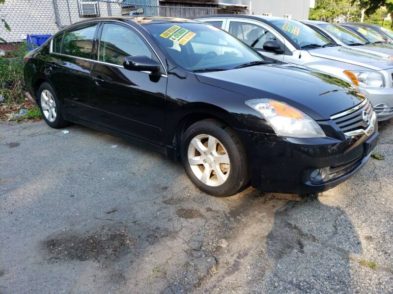 2008 Nissan Altima for sale at Devaney Auto Sales & Service in East Providence RI