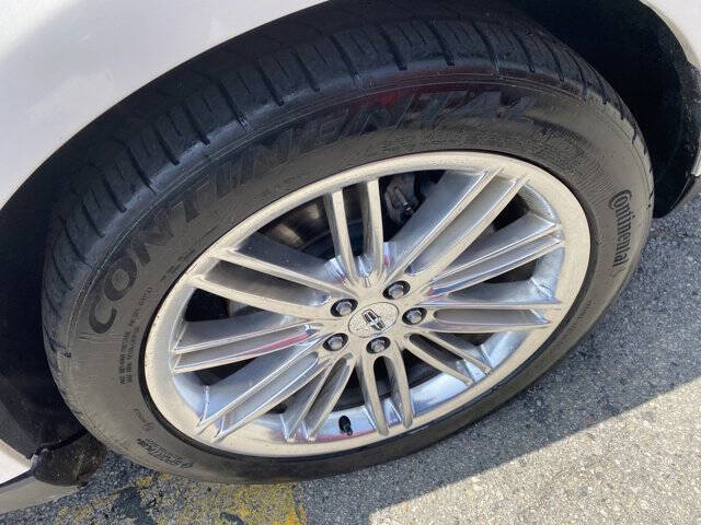 2019 Lincoln MKT Reserve