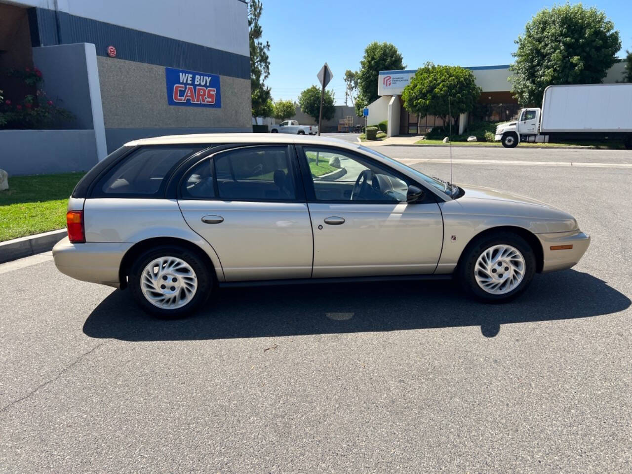 1998 Saturn S-Series for sale at ZRV AUTO INC in Brea, CA