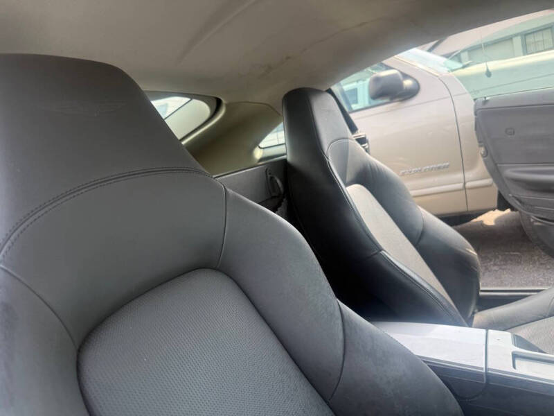 2004 Chrysler Crossfire