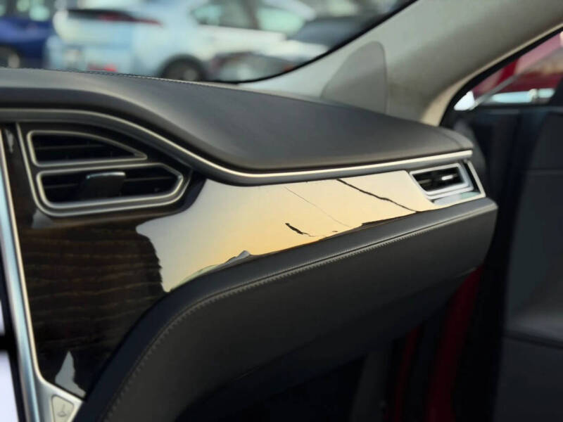 2016 Tesla Model S