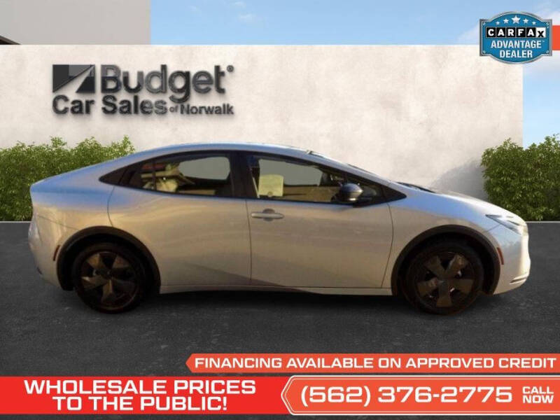 2024 Toyota Prius LE