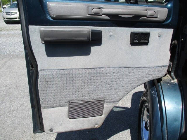 1996 Dodge Ram Van 2500