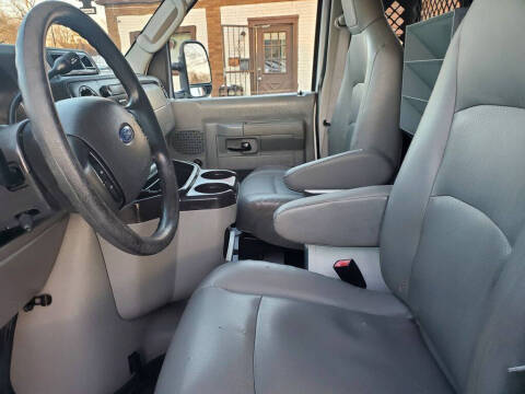 2013 Ford E-Series E-350 SD