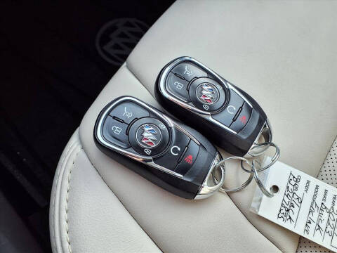 2023 Buick Enclave Essence