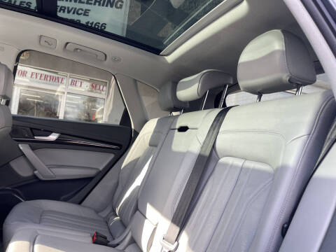 2019 Audi Q5 quattro Premium 45 TFSI