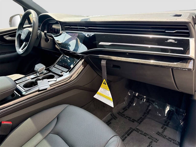 2025 Audi Q7 quattro Premium Plus 55 TFSI