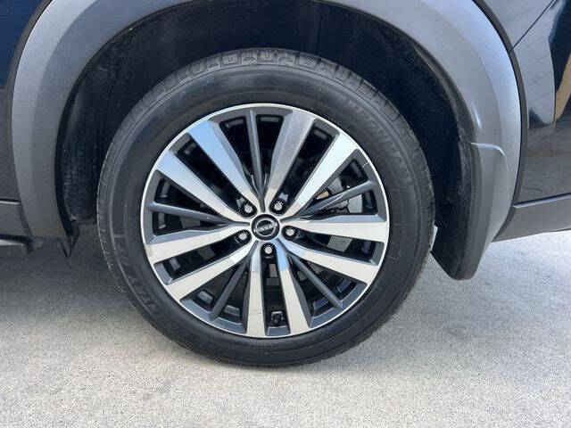 2022 Nissan Pathfinder Platinum