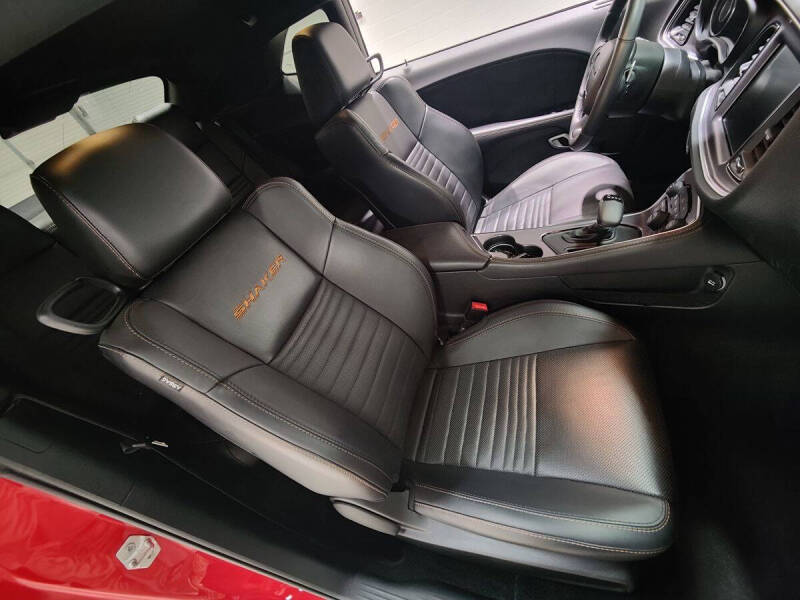 2015 Dodge Challenger R/T Plus Shaker