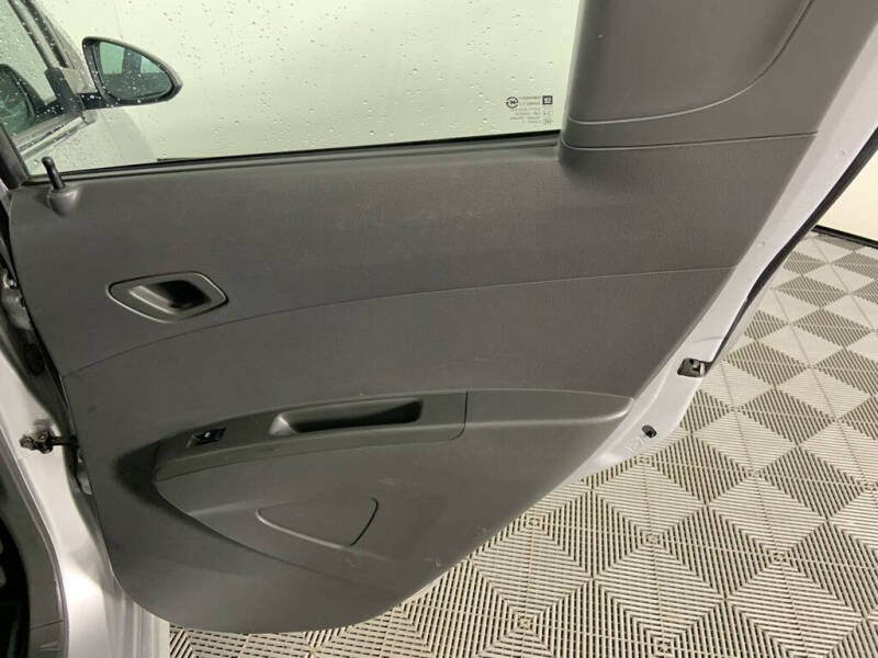 2016 Chevrolet Spark EV 2LT