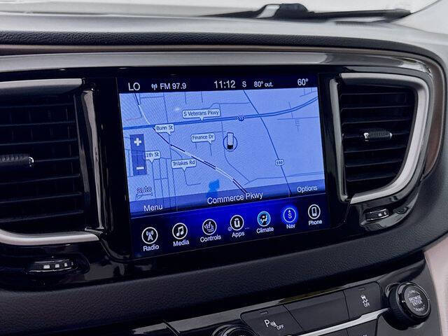 2017 Chrysler Pacifica Touring-L