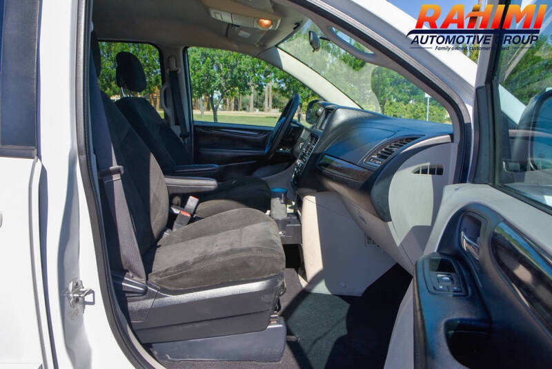 2015 Dodge Grand Caravan SE