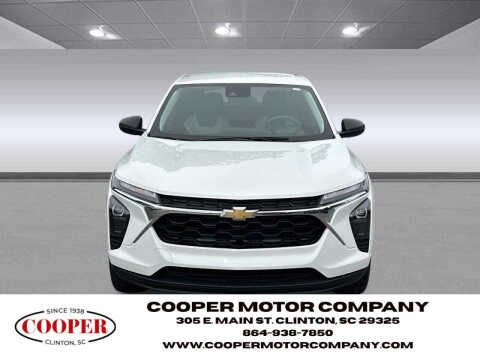 2025 Chevrolet Trax LS