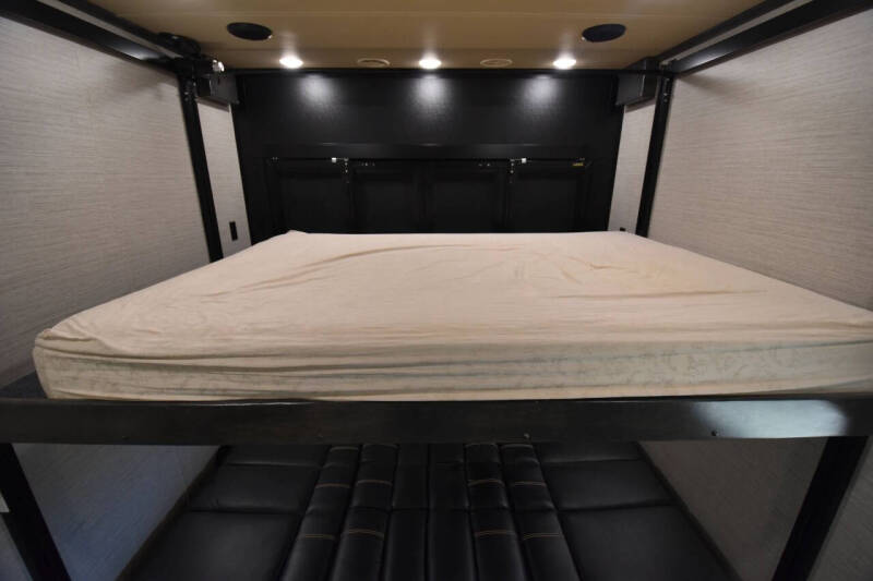 2022 Vanleigh RV Ambition Fifth Wheel