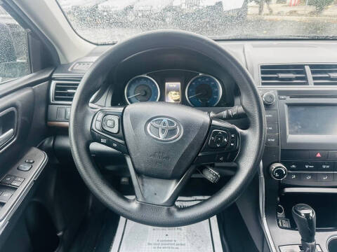 2016 Toyota Camry LE