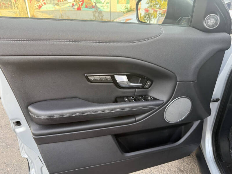 2017 Land Rover Range Rover Evoque SE Premium