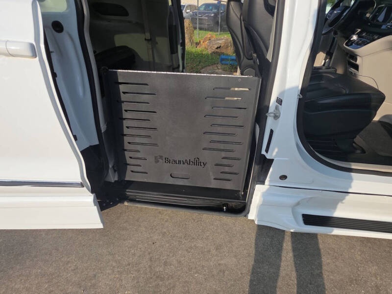 2020 Chrysler Pacifica Touring L