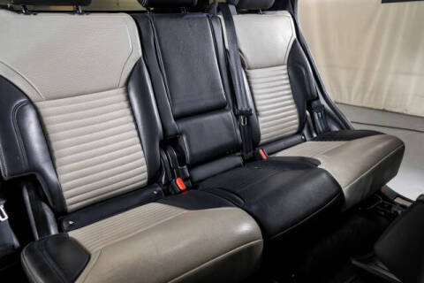 2021 Land Rover Discovery P300 S R-Dynamic